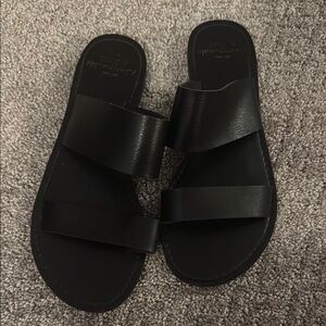 Abercrombie & Fitch Black Leather Slide Sandals